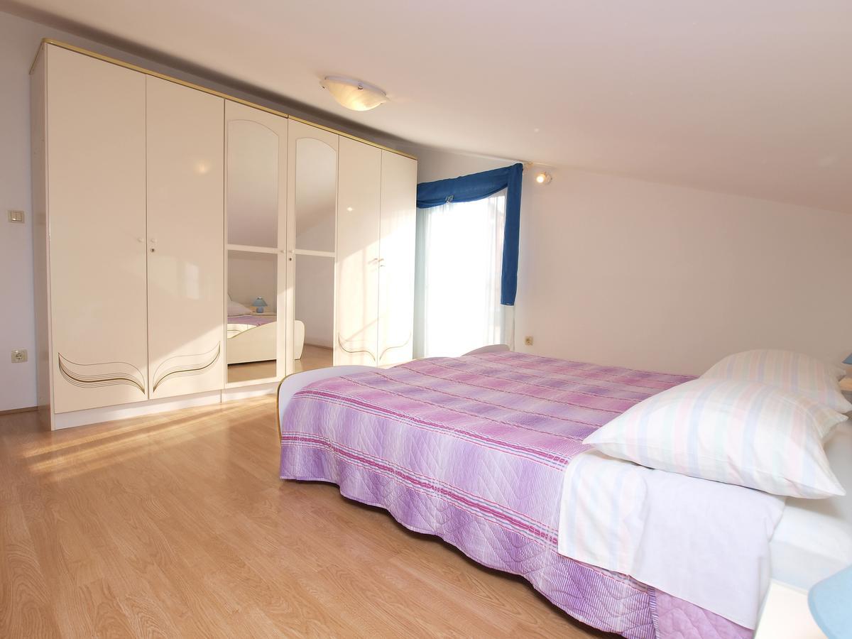 Apartments Milan 1048 Rovinj Luaran gambar