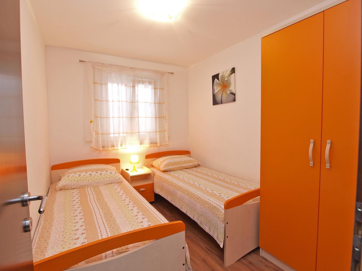 Apartments Milan 1048 Rovinj Luaran gambar